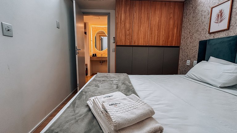 Flat 1Q, cama queen e sofá-cama - Blend Marista