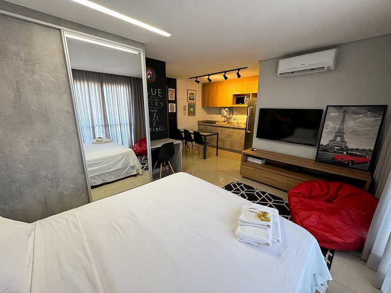 Flat moderno c/ vista + piscina e academia | Bueno