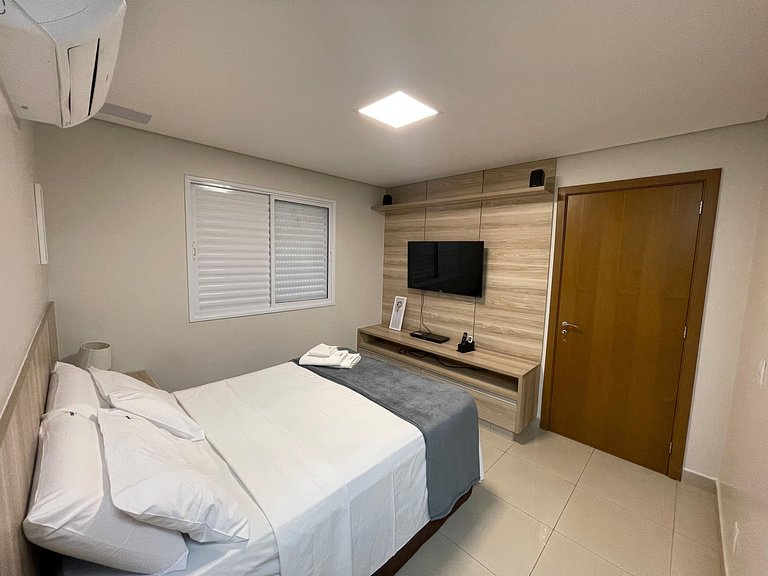 Loft moderno 2 suítes | Piscina + Academia | Bueno