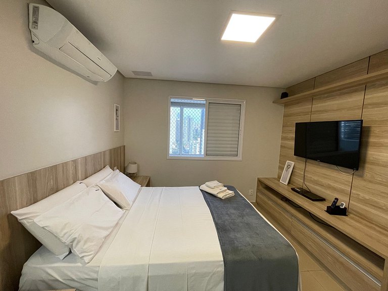 Loft moderno 2 suítes | Piscina + Academia | Bueno