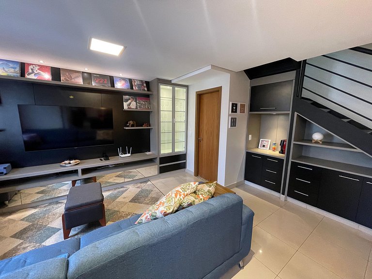 Loft moderno 2 suítes | Piscina + Academia | Bueno
