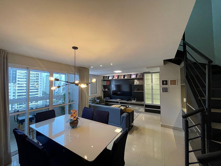 Loft moderno 2 suítes | Piscina + Academia | Bueno