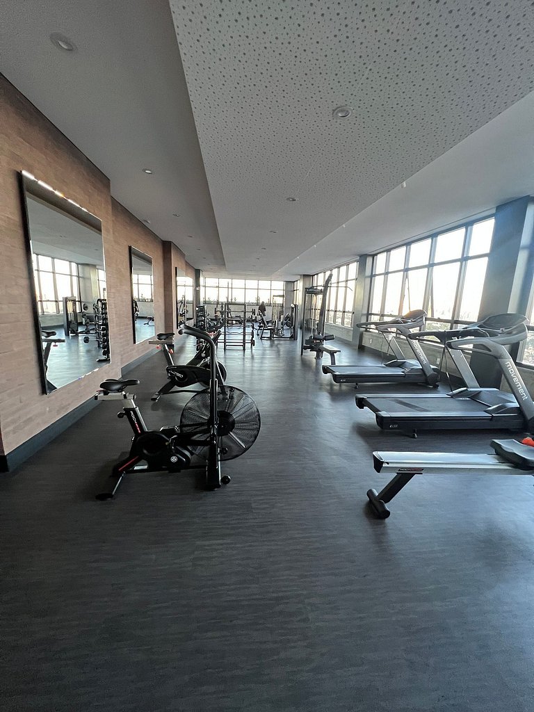 Apto com Vista Panorâmica | Piscina e Academia