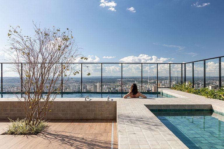 Apto com Vista Panorâmica | Piscina e Academia