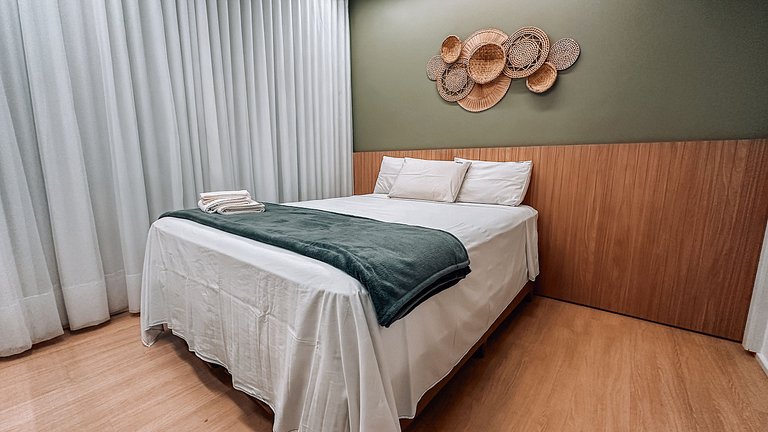 Flat 2Q, Marista, Andar Alto - próx Órion