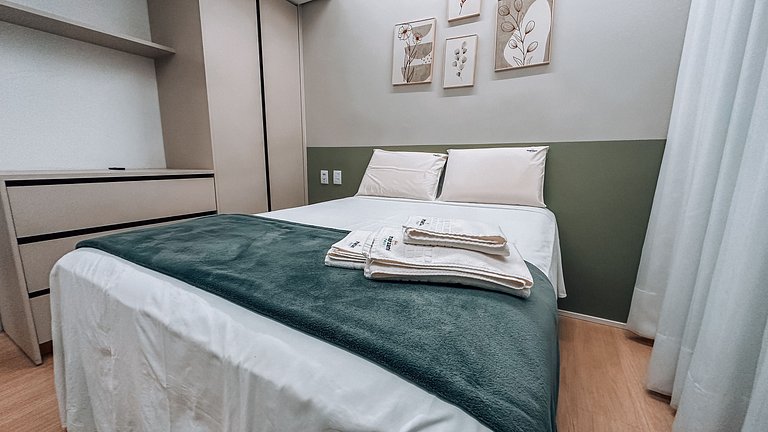 Flat 2Q, Marista, Andar Alto - próx Órion