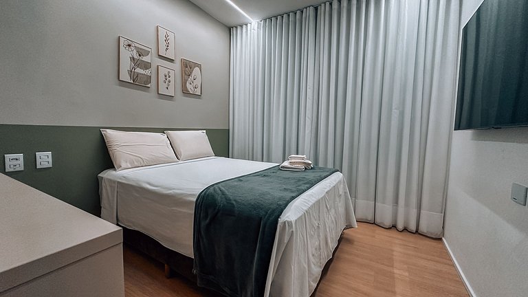 Flat 2Q, Marista, Andar Alto - próx Órion