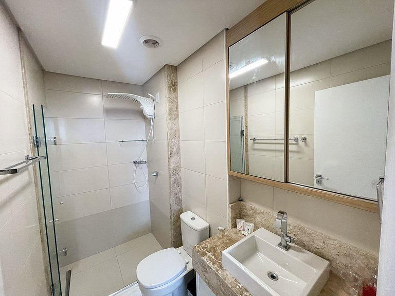 Apto 2Q Sofisticado | 2 vagas de garagem + Piscina