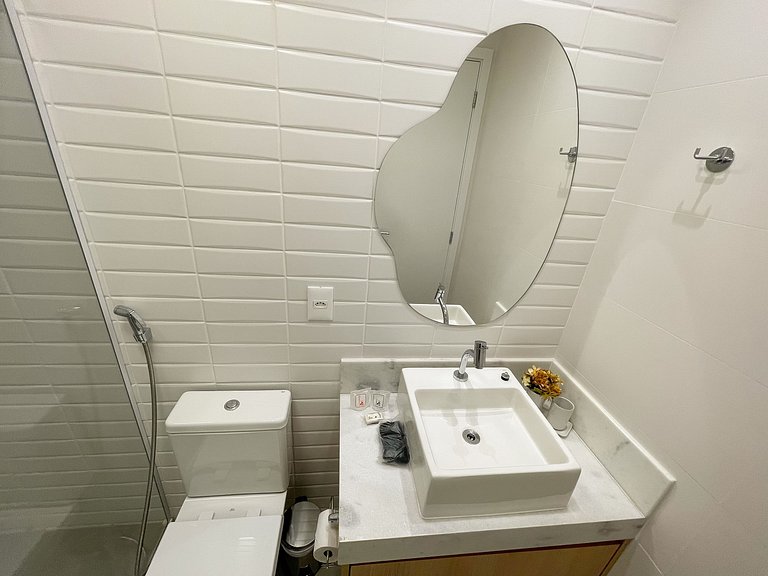 Apto 2Q Completo | Piscina | Garagem | Wi-Fi