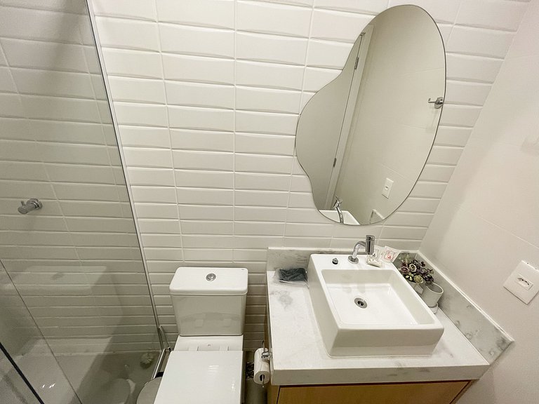 Apto 2Q Completo | Piscina | Garagem | Wi-Fi