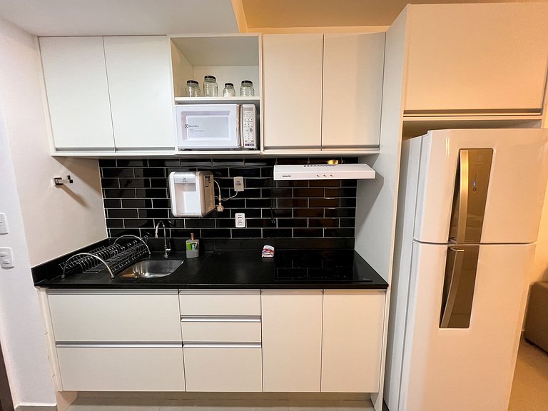 Flat espaçoso andar alto, @Bueno - próx IPOG/CBCO