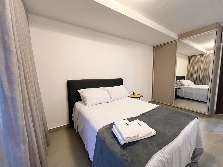 Flat espaçoso andar alto, @Bueno - próx IPOG/CBCO