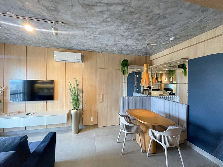 Apto Moderno | 2Q + Piscina + Garagem