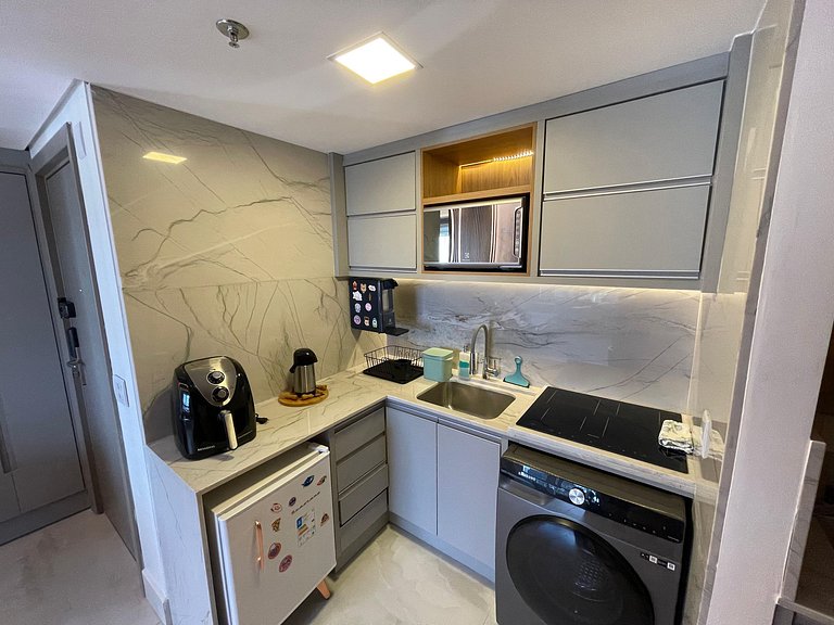 Flat 1Q, completo no Marista - próx Órion