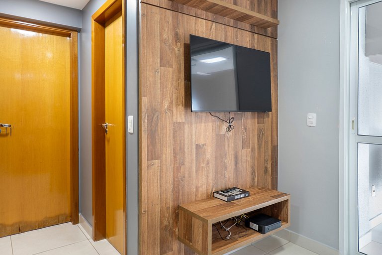 Apto 2Q moderno | Varanda c/ vista | Piscina