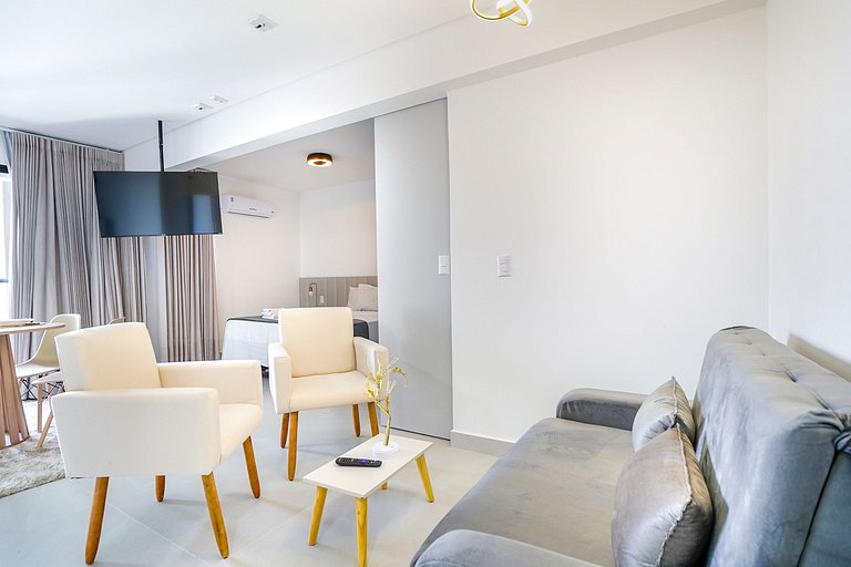 Flat ótima localização, vista, próx. Pq Vaca Brava