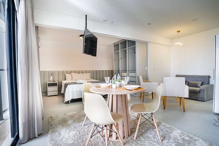 Flat ótima localização, vista, próx. Pq Vaca Brava