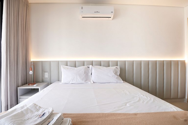 Incrível flat no Parque Vaca Brava, andar alto