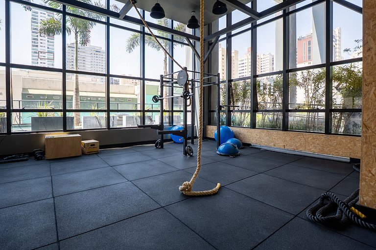 Incrível flat no Parque Vaca Brava, andar alto