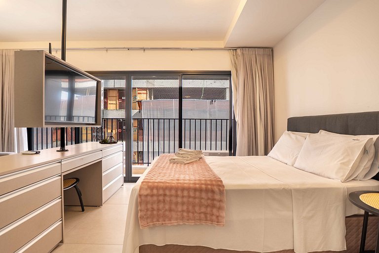 Flat espaçoso andar alto, @Bueno - próx IPOG/CBCO