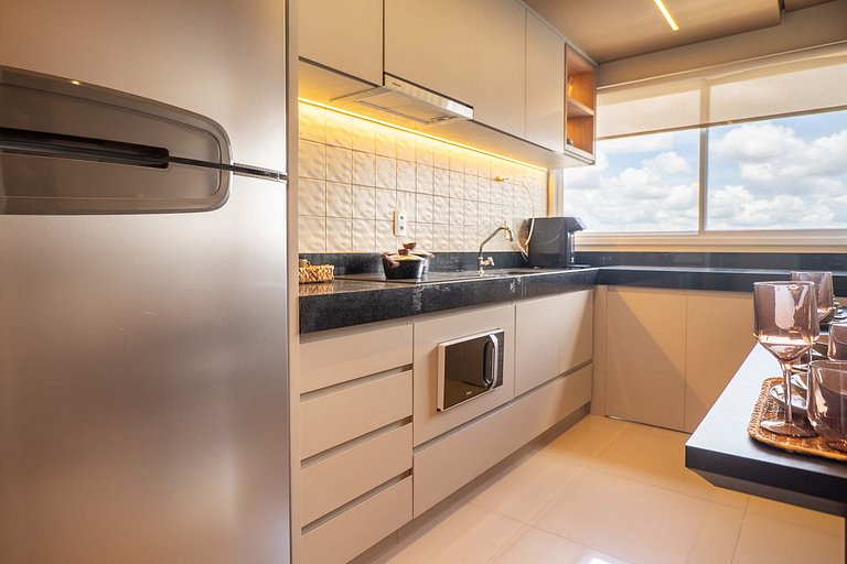 Apto 2Q moderno | Garagem + Piscina | Marista