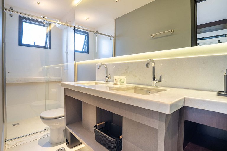 Conforto no Bueno | 2 Quartos com Suíte e Piscina