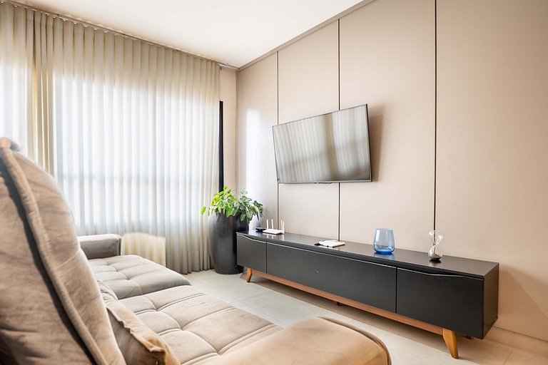 2Q c/ Suíte no Bueno | Garagem + Ar Condicionado