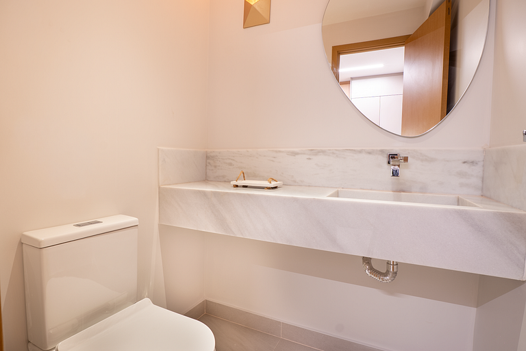 Flat Moderno | Vaga | Frente Shopping | Vaca Brava
