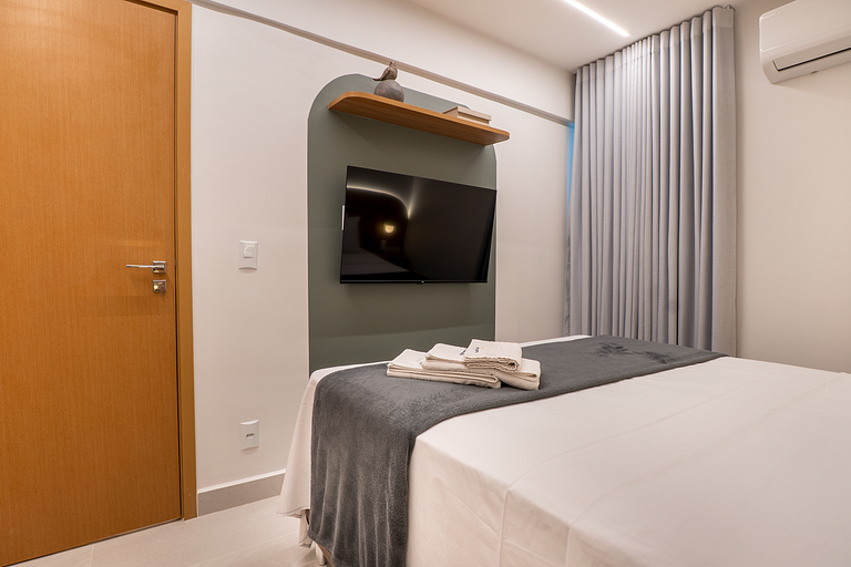 Flat Moderno | Vaga | Frente Shopping | Vaca Brava