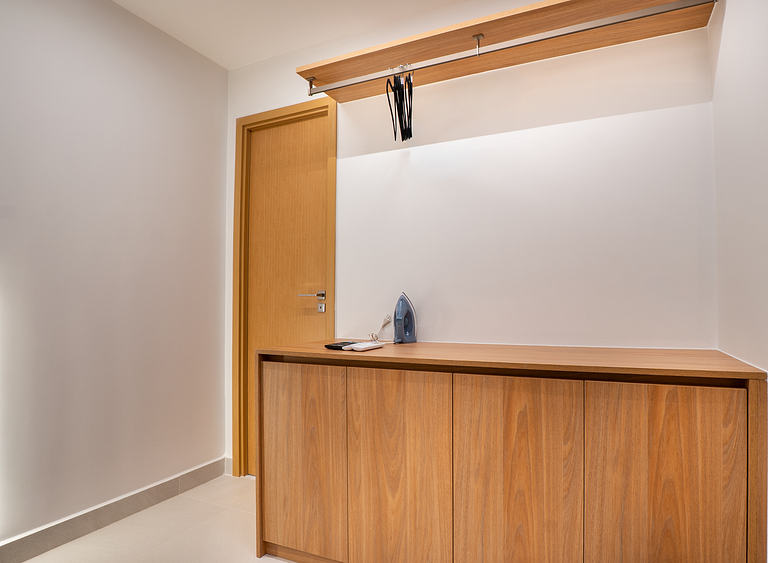 Flat Moderno | Vaga | Frente Shopping | Vaca Brava