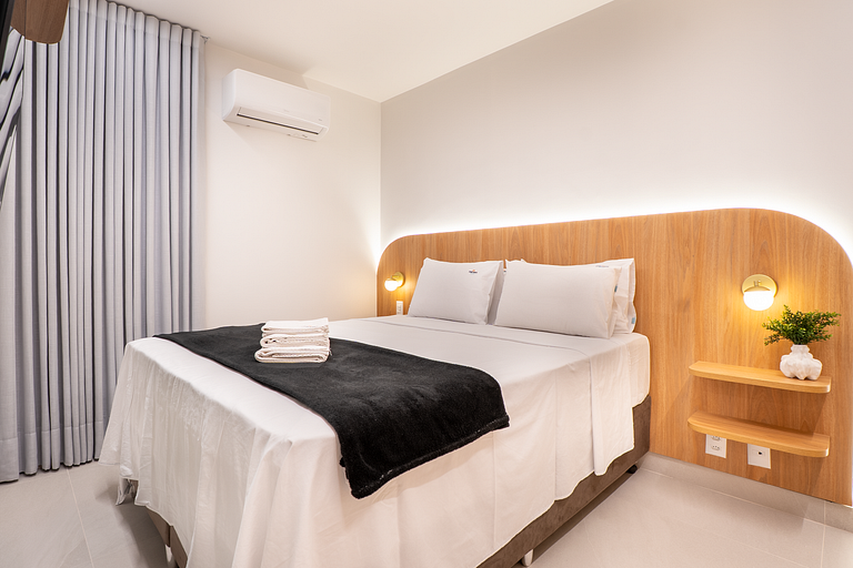 Flat Moderno | Vaga | Frente Shopping | Vaca Brava