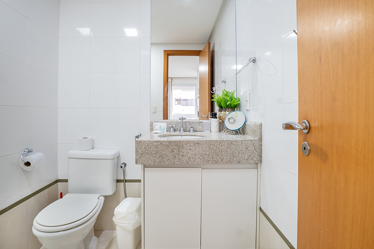 Flat 1Q com Varanda | Coworking | Próx Flamboyant