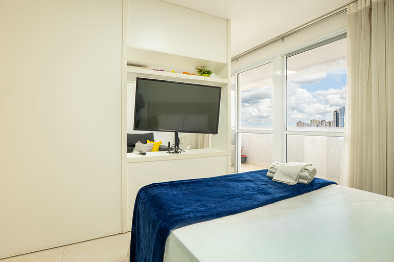 Flat 1Q com Varanda | Coworking | Próx Flamboyant