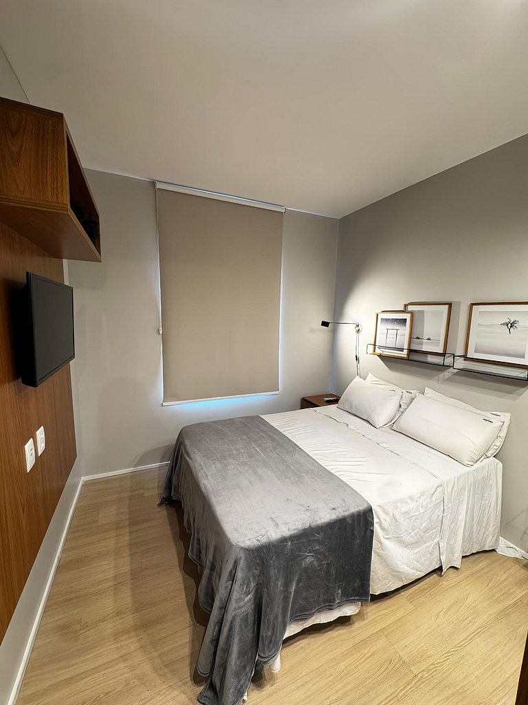 Flat 1Q, cama queen e sofá-cama - Blend Marista