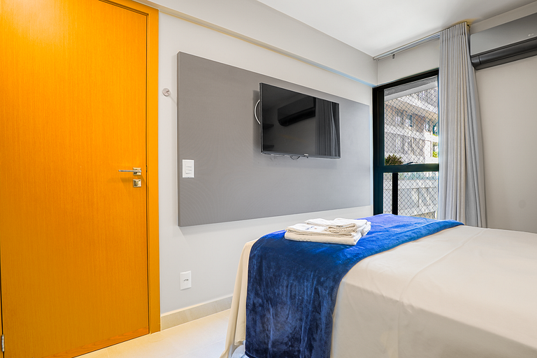 Flat Moderno | Vaga | Frente Shopping | Vaca Brava