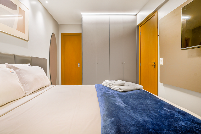 Flat Moderno | Vaga | Frente Shopping | Vaca Brava