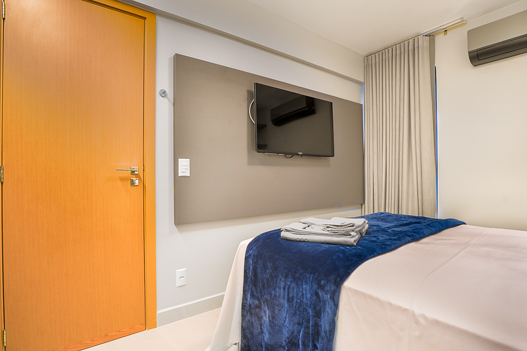 Flat Moderno | Vaga | Frente Shopping | Vaca Brava