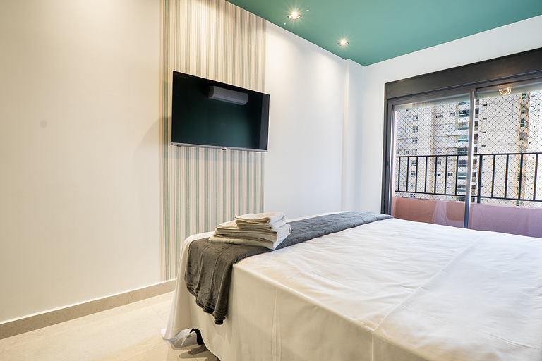 Flat moderno no Bueno | Piscina rooftop | Órion