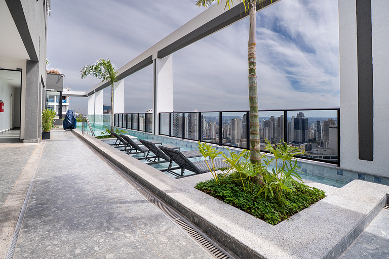 Apto 1Q | Vista Privilegiada | Piscina Rooftop