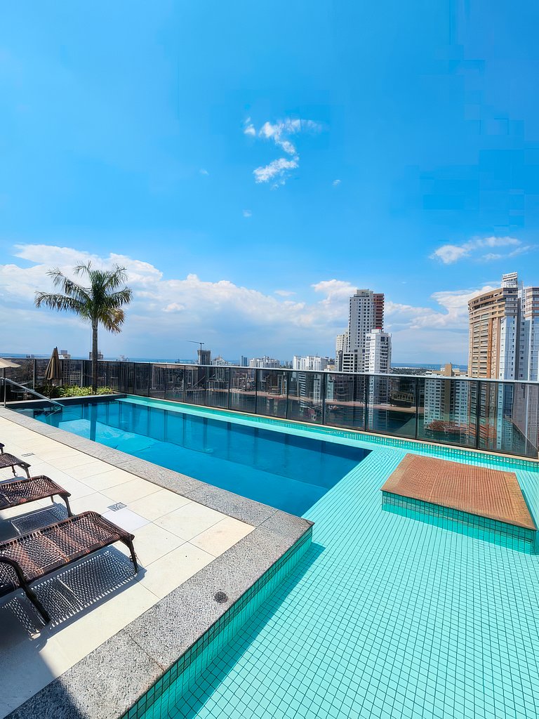 Piscina rooftop + Varanda Privativa | Apto 1Q