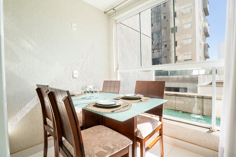 Apto 1Q Moderno | Piscina Rooftop + Garagem