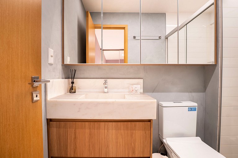 Flat luxuoso e moderno perto do Vaca Brava