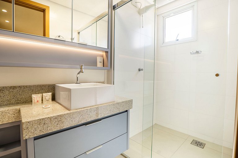 Apto 2Q Aconchegante + Piscina | Marista