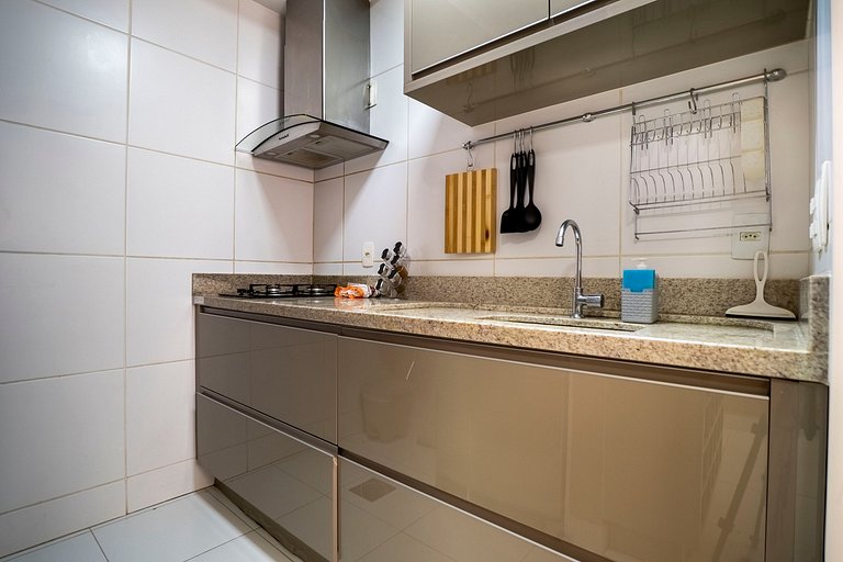 Apto Moderno | 1Q + Piscina + Garagem