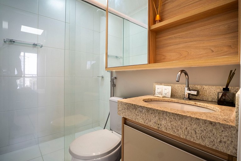 Apto Moderno | 1Q + Piscina + Garagem