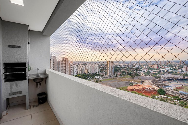 Apto 1Q com varanda | Piscina na cobertura