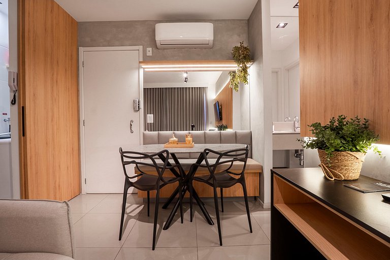 Flat Moderno | Varanda Privativa | Rooftop Piscina