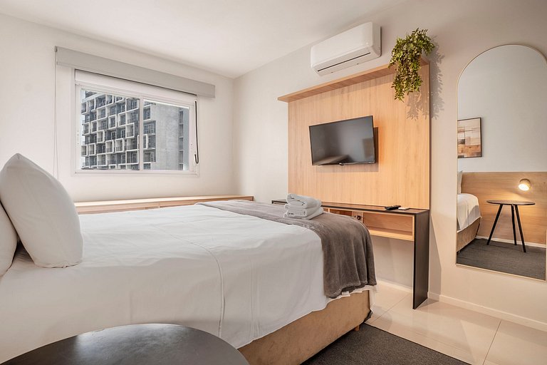 Flat Moderno | Varanda Privativa | Rooftop Piscina