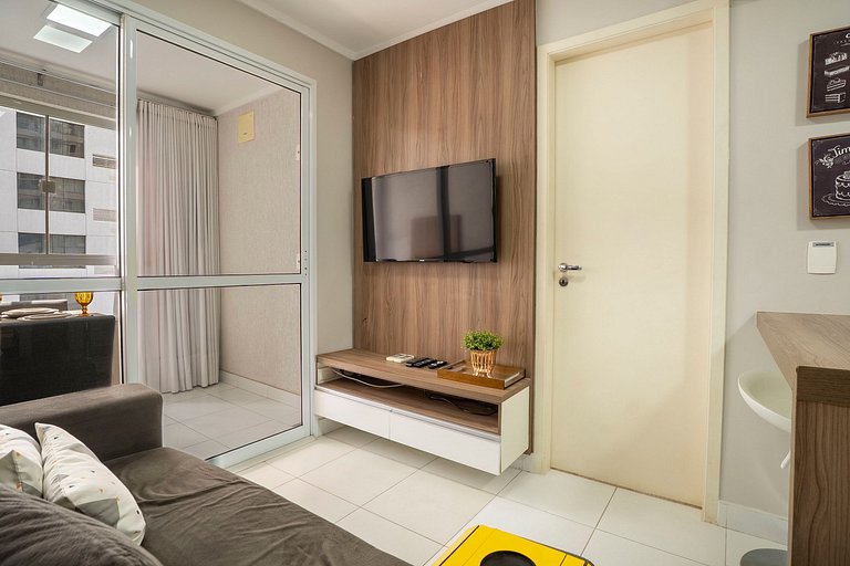 Flat 1Q com suíte |  Piscina + Academia