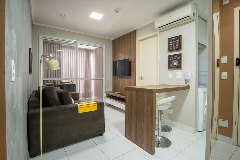 Flat 1Q com suíte |  Piscina + Academia